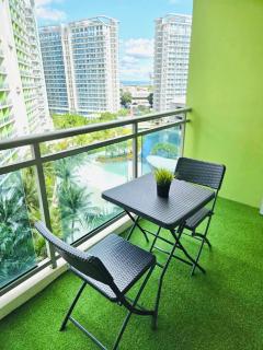 Azure Urban Resort Residences - 7