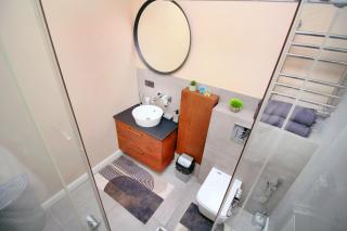 Arbat,центр города,1 комнатная квартира с шикарным видом на горы - 6