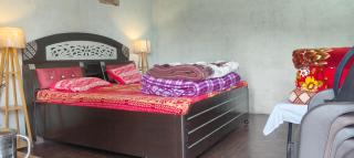 Top hill home stay - 9