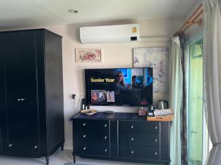 Bearing BTS,Netflix, internet,peaceful,cleaning - 0