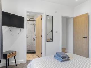 Luxury 3-Bedroom, 3-Bath Home in Dalton-in-Furness - 1