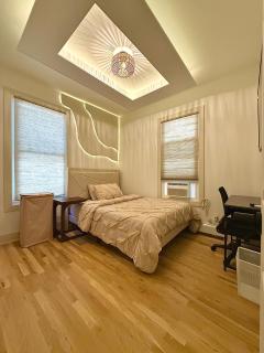 Spring Rooms by Yale & Downtown - 2