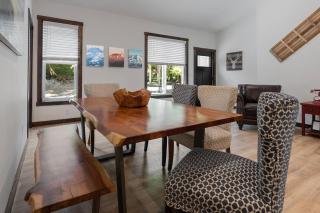 Luxe Mt. Rainier Lodge w/ Hot Tub-AC-Game Room - 8