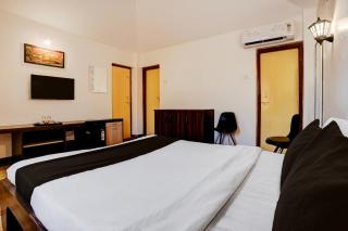 Townhouse Amrapali Resort - 2