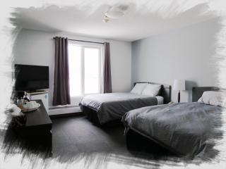 Churchill Hotel - Churchill - 0