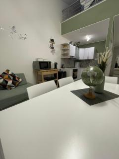 Varenna by Foot - Green House - 3