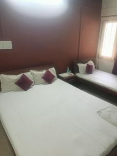 Wood Villa Guest House - 4