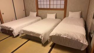 chouette梟の宿 岛之内3号馆 步行300m至道顿堀! 徒步5分钟日本桥站! 心斋桥徒步12分钟 黑门市场15分种徒步圈内 !中央区240平方5间房可住34人 - 9