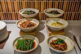 Atour Hotel Zhuhai Doumen - 2