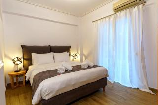 Stylish Kypseli Apartment Sleeps 4 300 Mbps WiFi - 9