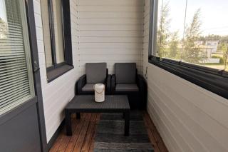 Two bedroom, free parking, quiet area - 9