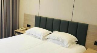 GreenTree Inn Yangzhou Slender West Lake Wencheng Attic Express Hotel - 5