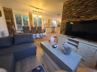 Maison familiale piscine jaccuzzi - 4