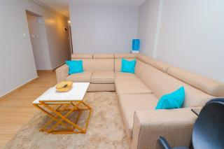 Romish Luxury Homes - 7