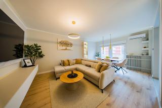 Flexible SelfCheckIns 193 - Zagreb - 1 Bedroom - Loggia - 4