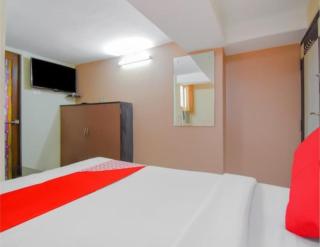 Lindsay Inn guest house II Near New Market & Esplanade Kolkata - 3