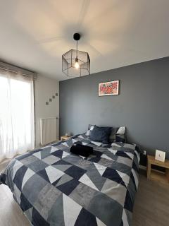 Cozy T2 au pied de la gare - 9