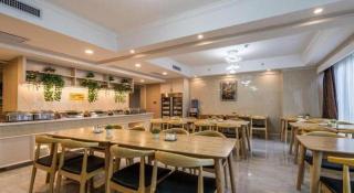 IU Hotel Guiyang Convention and Exhibition Center Financial City - 8