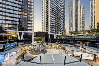 Ocean View Vogue Circle on Cavill - 4