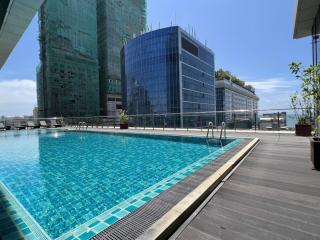 Your Colombo City Center Host - 6