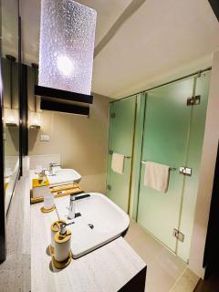 BUENA LUX Novotel Manila Hotel Residences Acqua - 4