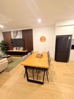 Modern 3 Bedroom Retreat in Gillieston Heights - 3