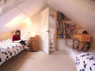 Rhydyfantwn Fach Cottage, Cardigan - 1