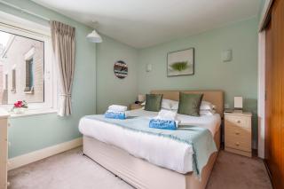 Dolphin Hideaway- Poole Quay Apartment with Parking - 7