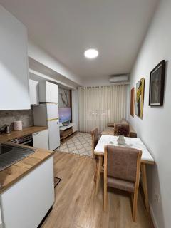 Malo House Tirana Center - 9