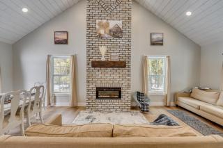 Willard Home On Working Farm with Water Views! - 7