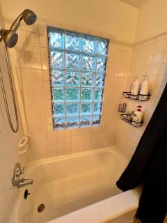 Charming KC Home - 10 Minutes to Downtown - 5