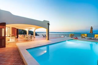 Villa Mari - Sea View Heated Pool - Baia del Riccio - 4