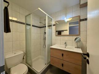 Studio moderne avec balcon , centre Han-sur-Lesse ,5 min Grottes - 5