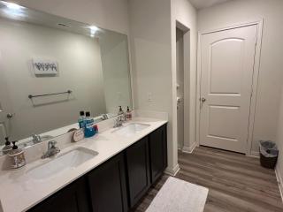 Cozy 2Bedroom Suite LoungeGreat for Families - 8