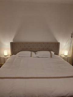 Elegant Room near Lake Montreux - 5