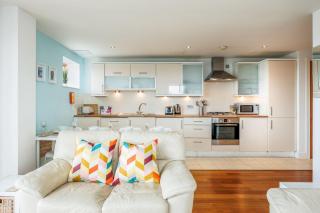 Harbour Watch - Moments from Hamworthy Beach and Park - 9