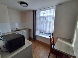The Albert Hotel - 4