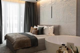 Gatsby - Private Spa Apartment with Sauna & Jacuzzi in the room by Lion Apartments - 1