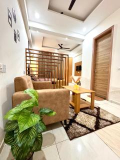 Luxe Label Studio by Sam - 7