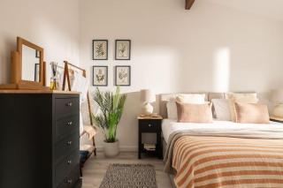 Epsom - Cosy Stay in the Cotswolds - 0