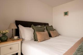 Epsom - Cosy Stay in the Cotswolds - 5