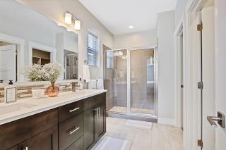 Elegant & Private 3BD 2BA Retreat near The Village at Meridian - 6