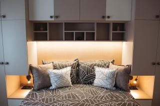 Modern style, sophisticated one bedroom apartment! - 3