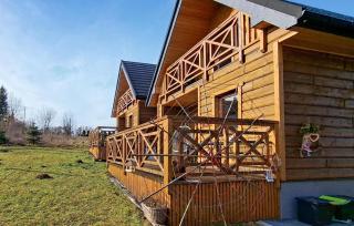 3 Bedroom Awesome Home In Barwald Dolny - 2