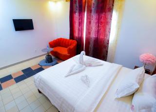 Hôtel LE FLAMBOYANT - 8