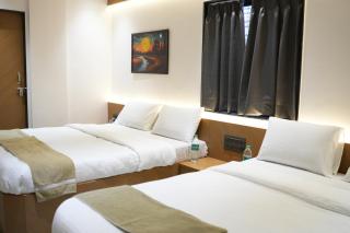 Hotel Nature's Nest - Shirdi - 3