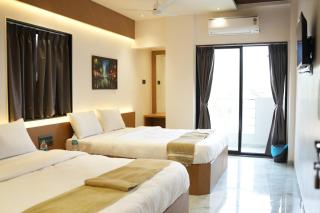 Hotel Nature's Nest - Shirdi - 9