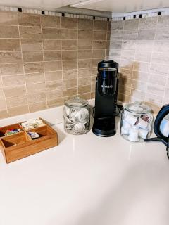 Cozy Family Retreat Minutes From the Falls and Pet Friendly - 4