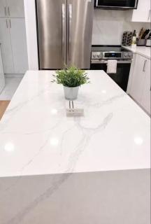 Bright Modern 2BR Walk Everywhere on Capitol Hill - 2