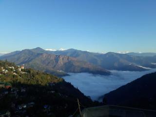 ViDi Hotel Serene Point ! Kalimpong - 1